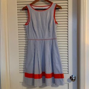 Fun, happy seersucker a-line dress with pockets.